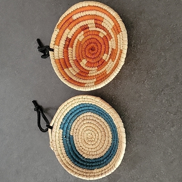 Set Of (4) Hand-Woven Mini Tribal Baskets - Picture 3 of 9